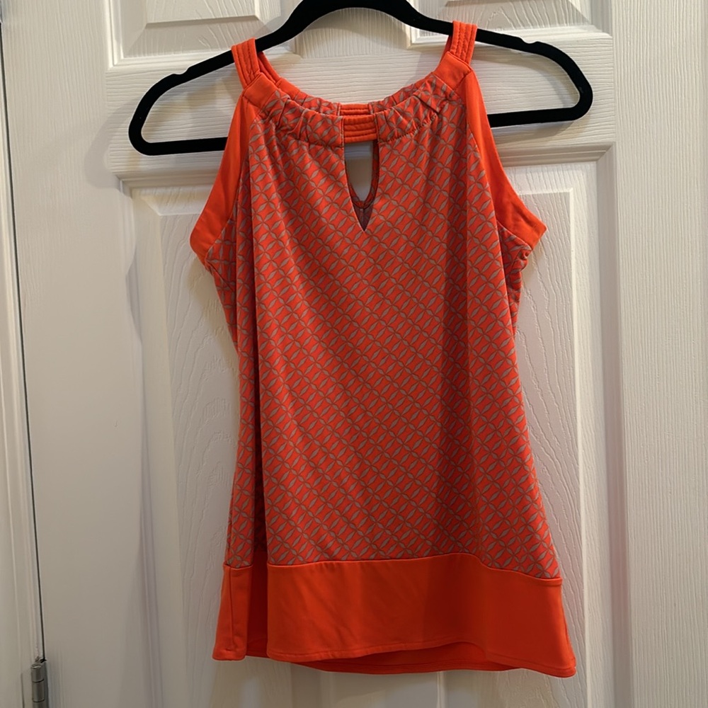 Banana Republic orange tan shirt sleeveless. Women’s size XS jersey stretch